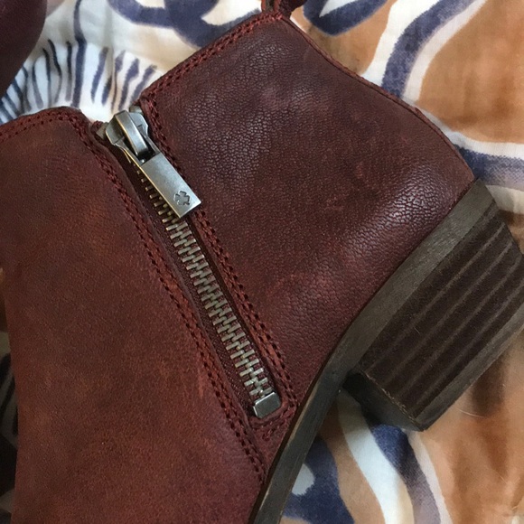 L u c k y B r a n d • Zip ankle booties - Picture 5 of 7